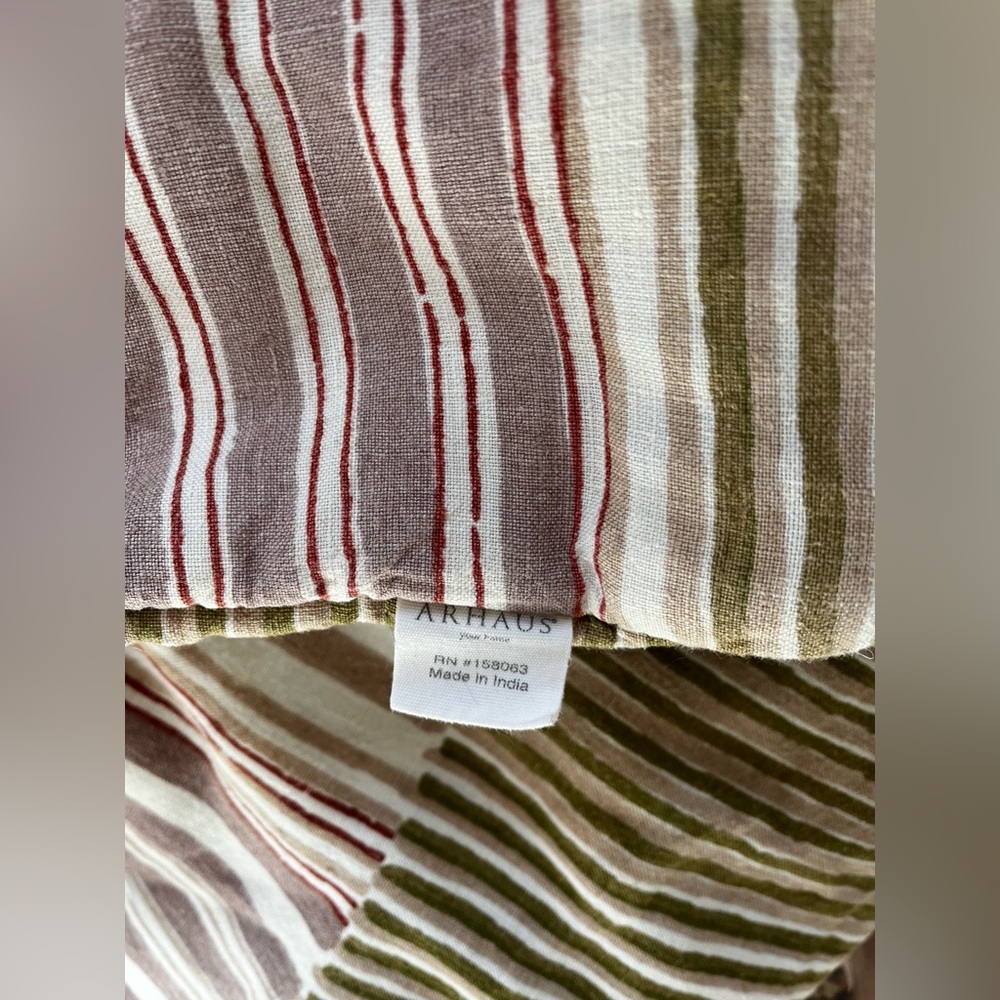 Arhaus 100% Linen Throwbed Couch Topper - Picture 5 of 6